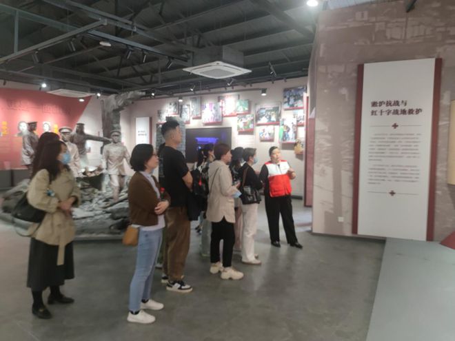 市级红十字冠熊猫体育平台名医疗机构开展“红十字博爱周”主题宣传活动剪影(图14)