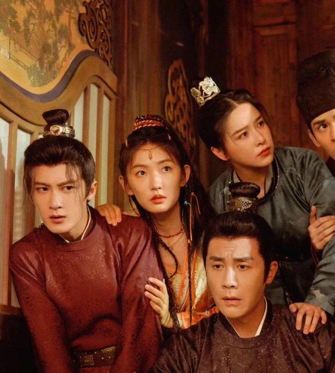 古装轻喜剧《四方馆》热播熊猫体育平台檀健次周依然颜值实力并存联手探案(图3)