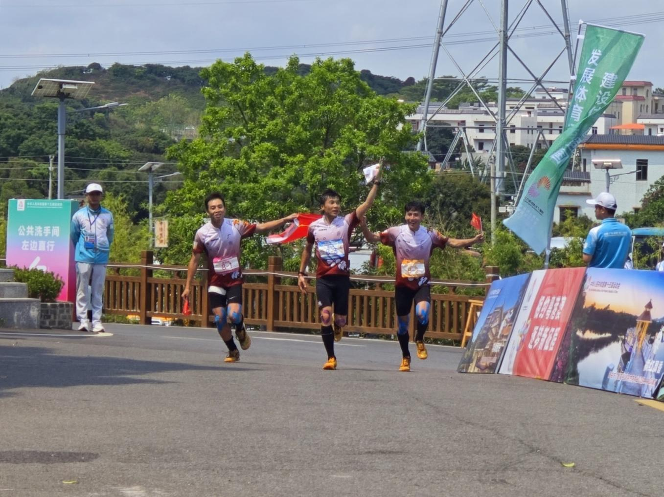 十五运会群众赛事首金！广州花都一中定向运动载入校史(图3)