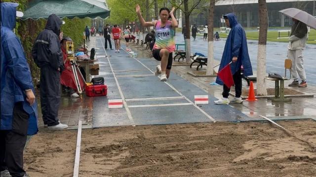 北京市育才学校通州分校运动队闪耀2025年通州区运动会